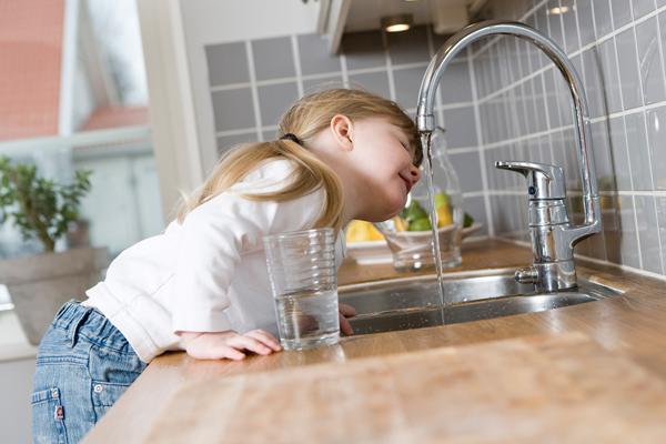 is it okay to drink sink water